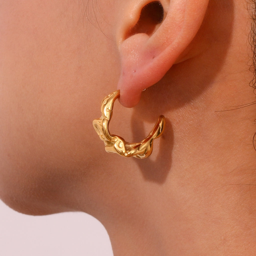 Twisted C-Shape Hoop Earrings – 18K Gold Plated 316L Stainless Steel